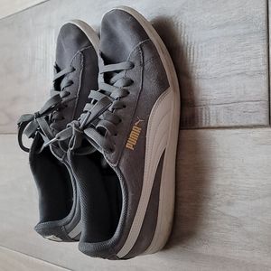 Puma Suede Gray Sneakers Women Size 9